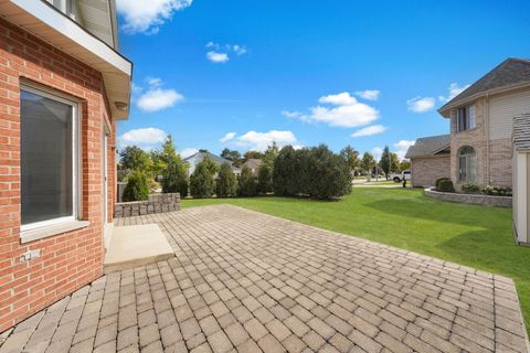 Tiny photo for 801 W Veterans Parkway, Addison, IL 60101 (MLS # 12492491)