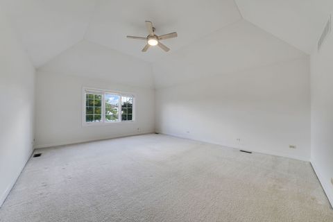 Tiny photo for 801 W Veterans Parkway, Addison, IL 60101 (MLS # 12492491)