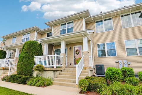 1214 Walnut Glen Drive, Crystal Lake, IL 60014 - #: 12724278