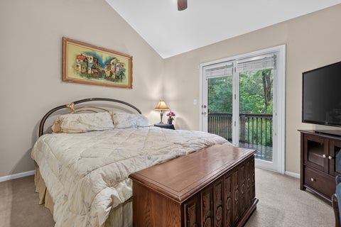 Tiny photo for 640 Walnut Oaks Drive, Roselle, IL 60172 (MLS # 12740404)