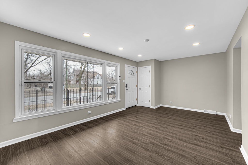 214 E 119th Street