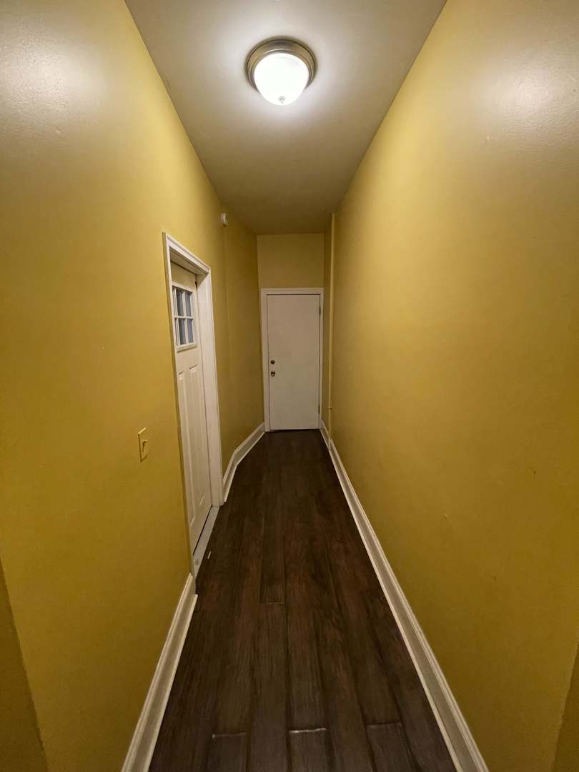 6835 S Calumet Avenue