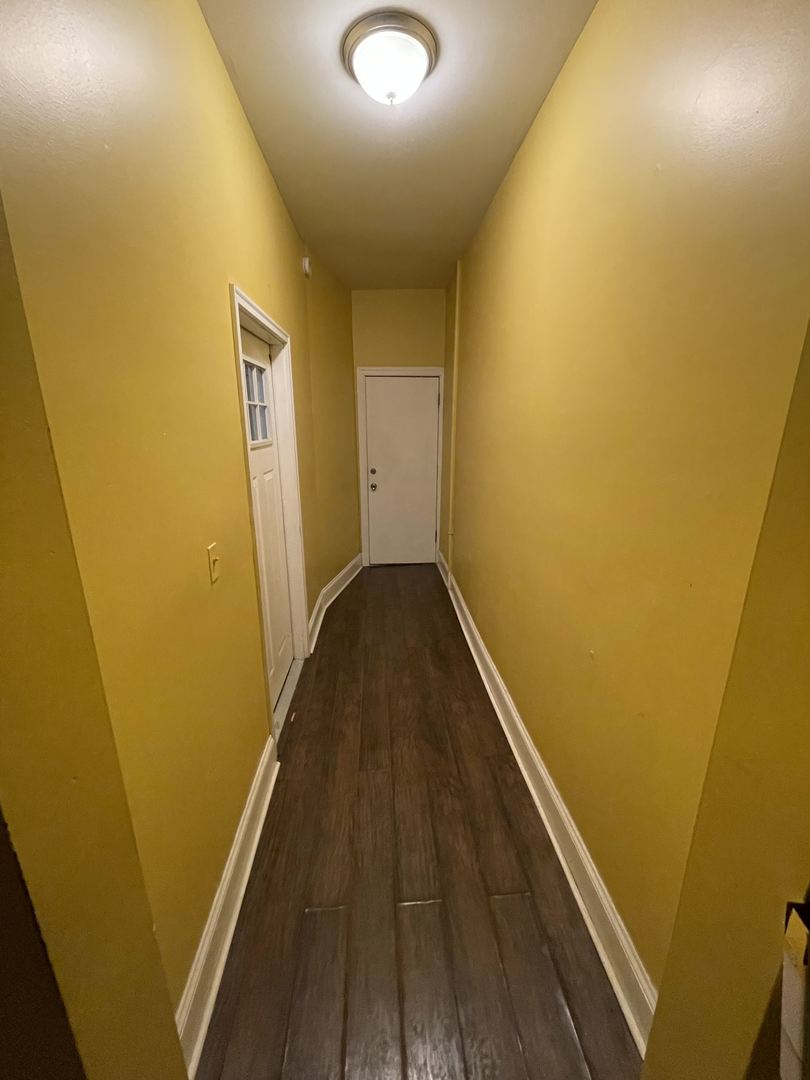 6835 S Calumet Avenue