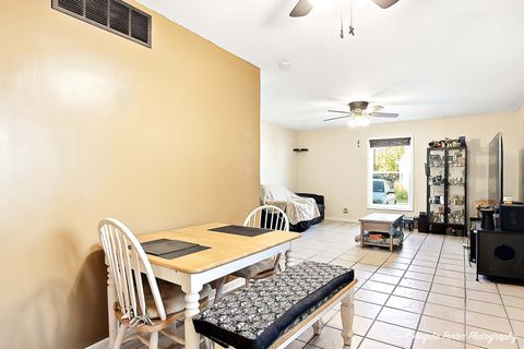 Tiny photo for 357 FARMINGDALE Circle, Vernon Hills, IL 60061 (MLS # 12510623)