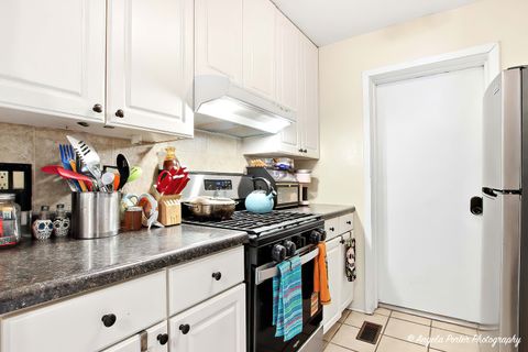 Tiny photo for 357 FARMINGDALE Circle, Vernon Hills, IL 60061 (MLS # 12510623)