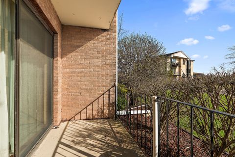 Tiny photo for 9960 Franchesca Court #1D, Orland Park, IL 60462 (MLS # 12614067)