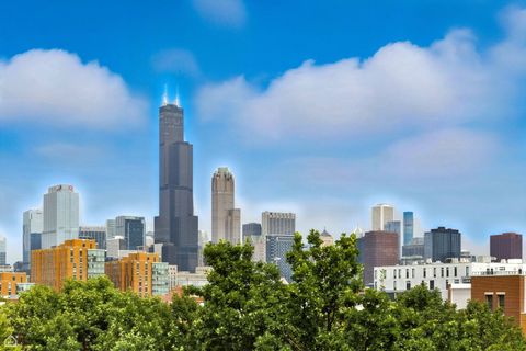 Tiny photo for 834 W Village Court, Chicago, IL 60608 (MLS # 12521902)