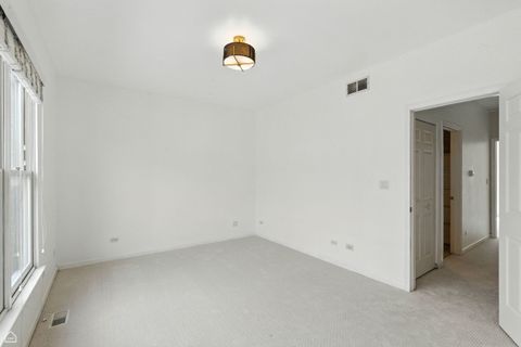 Tiny photo for 834 W Village Court, Chicago, IL 60608 (MLS # 12521902)