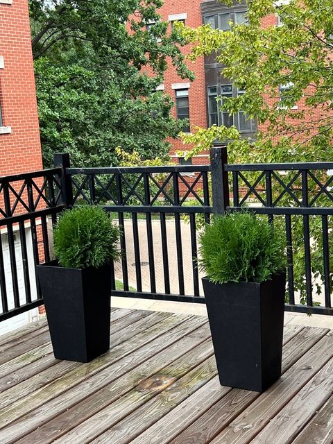 Tiny photo for 834 W Village Court, Chicago, IL 60608 (MLS # 12521902)