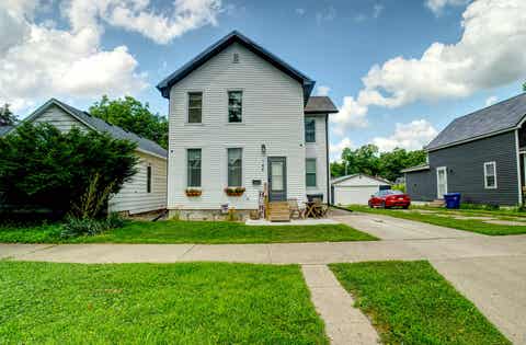 Tiny photo for 148 Fayette Street, Clinton, IA 52732 (MLS # 12704249)