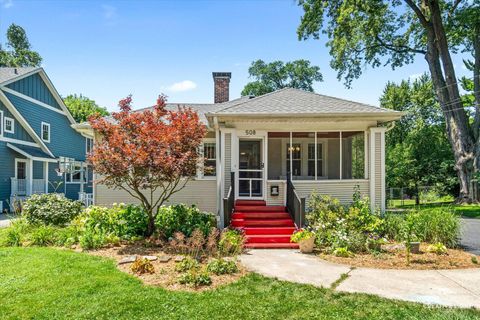 Photo of 508 Newton Avenue, Glen Ellyn, IL 60137 (MLS # 12687877)