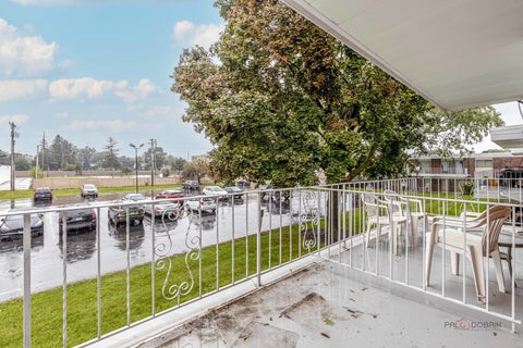 Tiny photo for 100 DEBORAH Lane #B18, Wheeling, IL 60090 (MLS # 12769235)