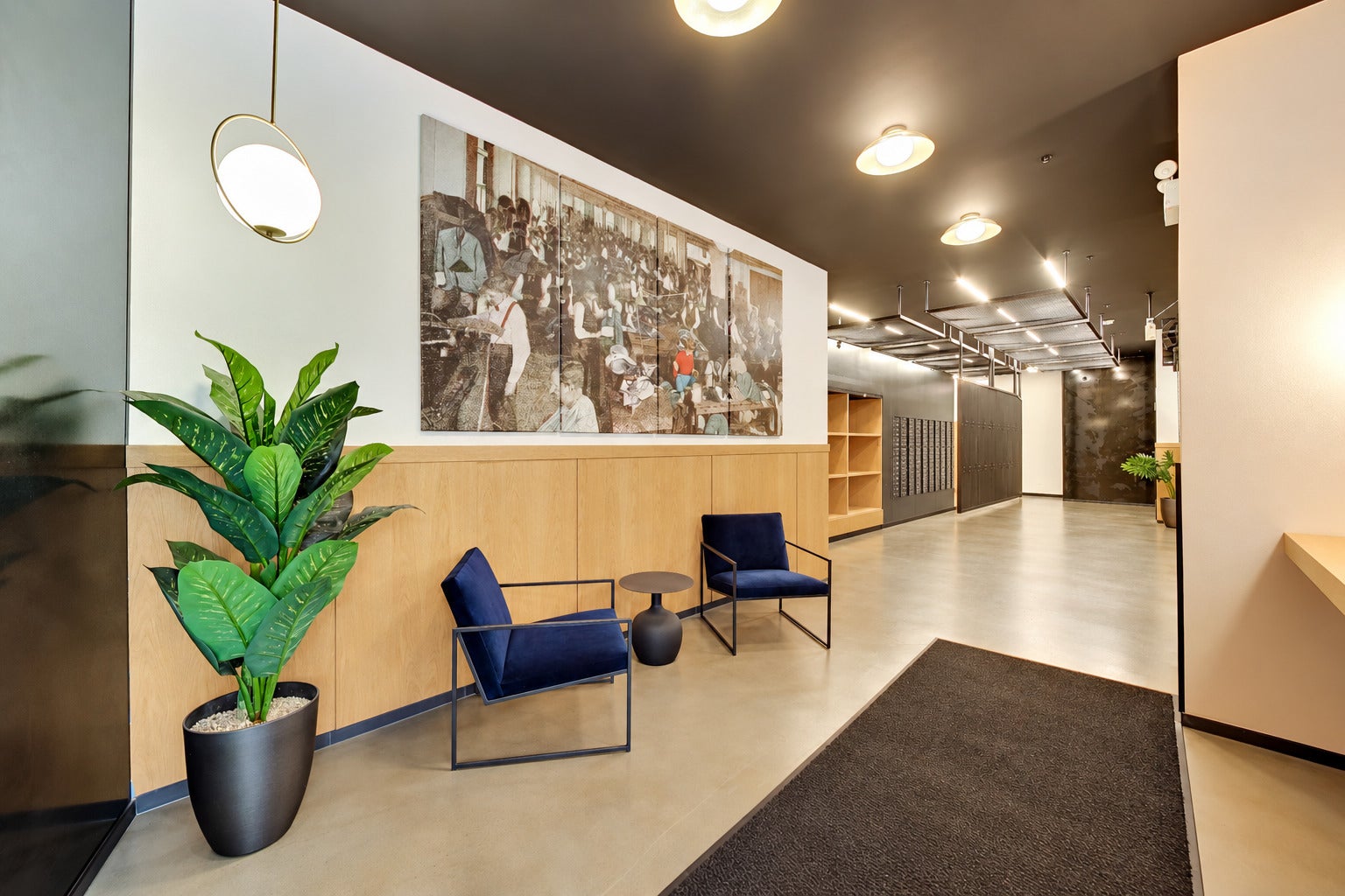 2300 W Wabansia Avenue 127