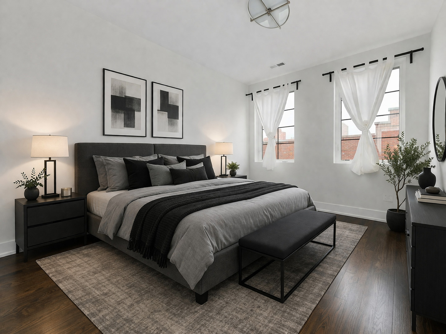 5055 S Dorchester Avenue 207