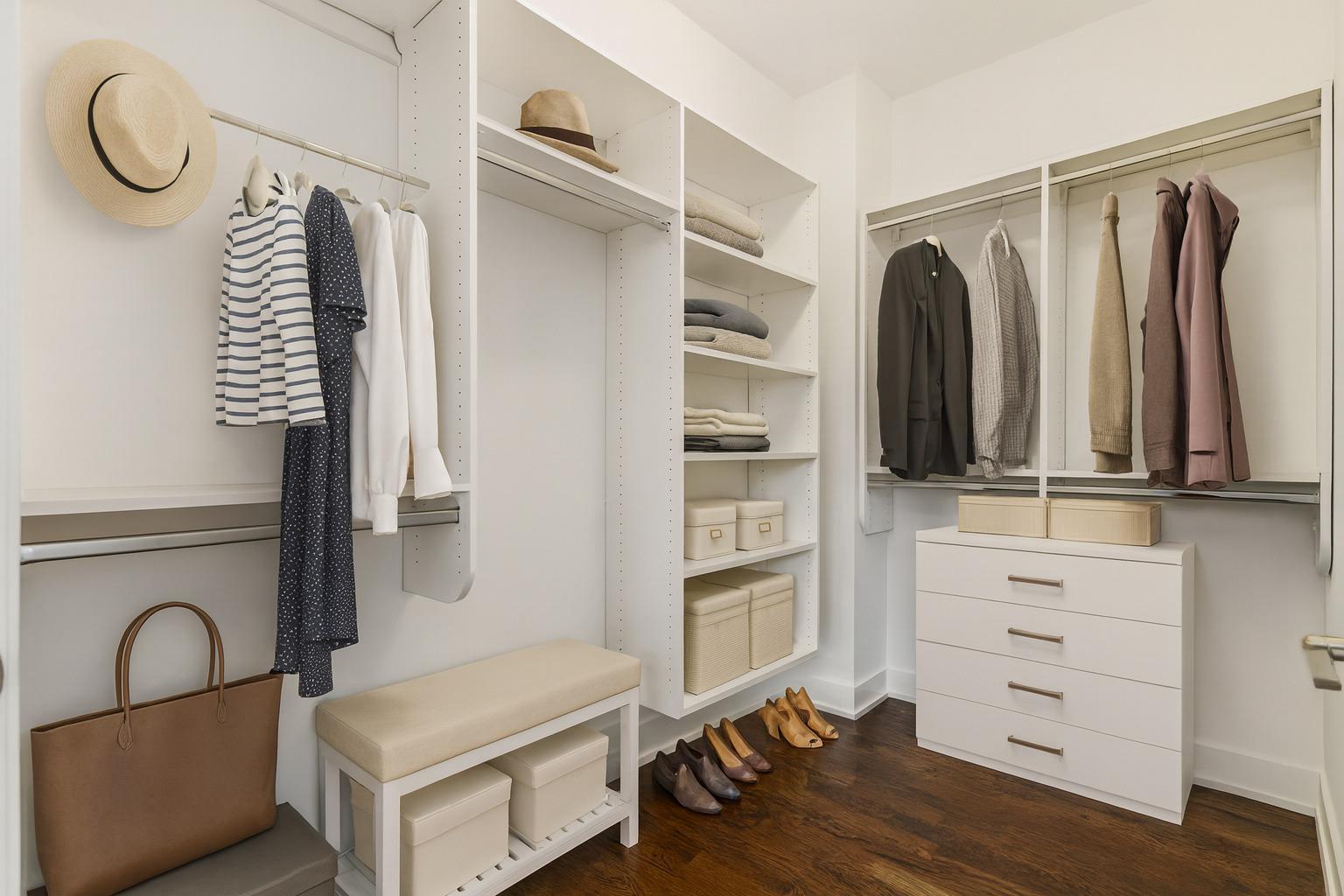 5055 S Dorchester Avenue 207