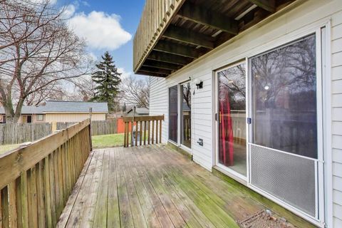 Tiny photo for 367 Stonington Place #367, South Elgin, IL 60177 (MLS # 12594742)