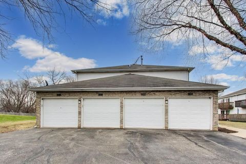 Tiny photo for 367 Stonington Place #367, South Elgin, IL 60177 (MLS # 12594742)