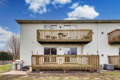 Tiny photo for 367 Stonington Place #367, South Elgin, IL 60177 (MLS # 12594742)