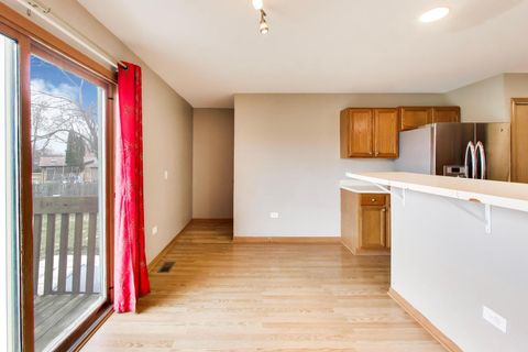 Tiny photo for 367 Stonington Place #367, South Elgin, IL 60177 (MLS # 12594742)