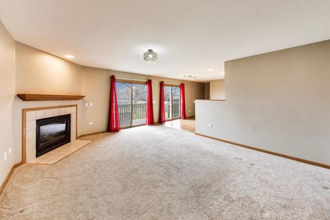 Tiny photo for 367 Stonington Place #367, South Elgin, IL 60177 (MLS # 12594742)