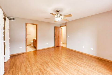 Tiny photo for 367 Stonington Place #367, South Elgin, IL 60177 (MLS # 12594742)