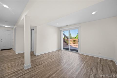 Tiny photo for 5628 Crestwood Road, Matteson, IL 60443 (MLS # 12598742)