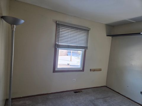 Tiny photo for 210 Hazelwood Drive, Lindenhurst, IL 60046 (MLS # 12587789)