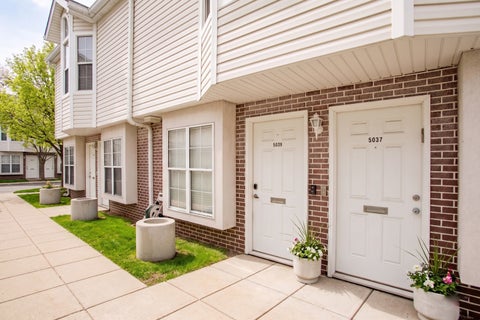 Tiny photo for 5039 Warren Street, Skokie, IL 60077 (MLS # 12654018)
