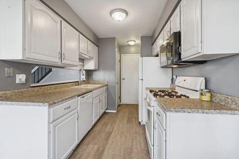 Tiny photo for 20130 S Frankfort Square Road, Frankfort, IL 60423 (MLS # 12495887)