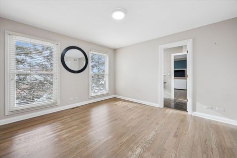 Tiny photo for 28 S Clay Street, Hinsdale, IL 60521 (MLS # 12541017)