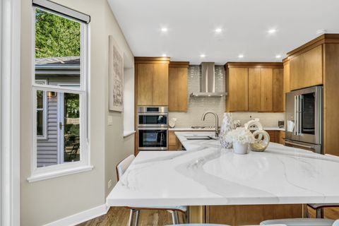 Tiny photo for 420 Capital Lane, Gurnee, IL 60031 (MLS # 12447235)