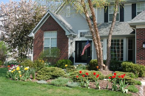 Tiny photo for 420 Capital Lane, Gurnee, IL 60031 (MLS # 12447235)