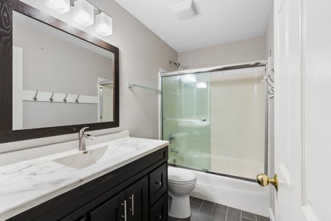 Tiny photo for 301 W Goethe Street #201, Chicago, IL 60610 (MLS # 12764375)