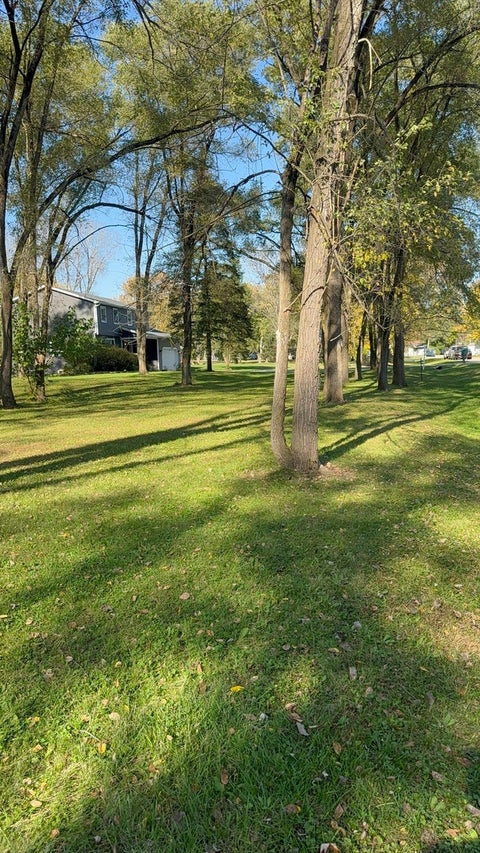 Tiny photo for 2711 Old Oak Drive, McHenry, IL 60050 (MLS # 12754646)
