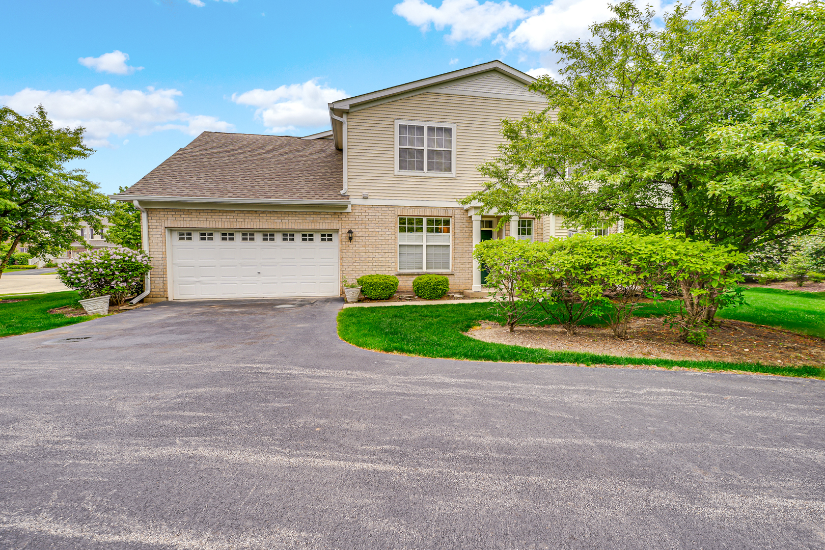 10 Millbrook Court