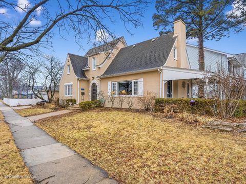 Tiny photo for 702 N CATHERINE Avenue, La Grange Park, IL 60526 (MLS # 12579284)