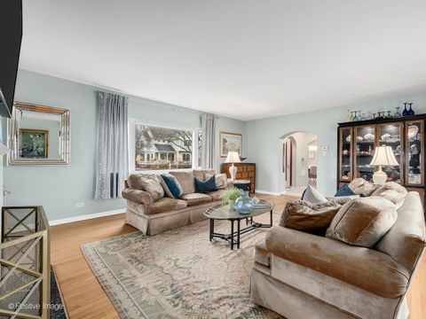 Tiny photo for 702 N CATHERINE Avenue, La Grange Park, IL 60526 (MLS # 12579284)