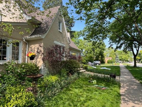 Tiny photo for 702 N CATHERINE Avenue, La Grange Park, IL 60526 (MLS # 12579284)