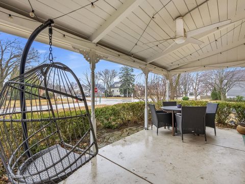 Tiny photo for 702 N CATHERINE Avenue, La Grange Park, IL 60526 (MLS # 12579284)