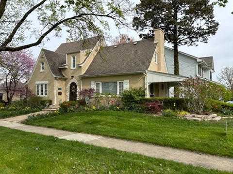 Tiny photo for 702 N CATHERINE Avenue, La Grange Park, IL 60526 (MLS # 12579284)