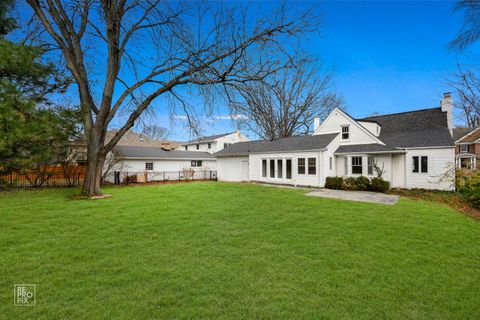 Tiny photo for 238 Grant Avenue, Clarendon Hills, IL 60514 (MLS # 12493887)