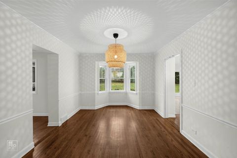 Tiny photo for 238 Grant Avenue, Clarendon Hills, IL 60514 (MLS # 12493887)