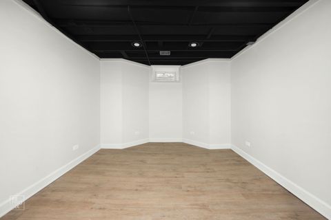 Tiny photo for 238 Grant Avenue, Clarendon Hills, IL 60514 (MLS # 12493887)