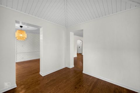 Tiny photo for 238 Grant Avenue, Clarendon Hills, IL 60514 (MLS # 12493887)