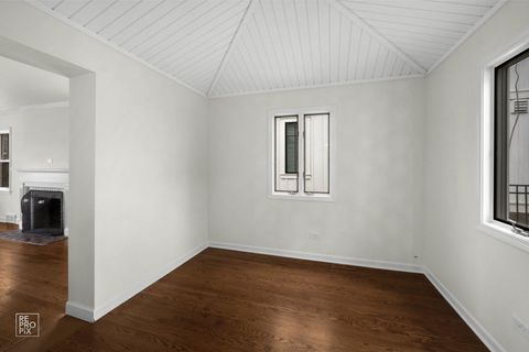 Tiny photo for 238 Grant Avenue, Clarendon Hills, IL 60514 (MLS # 12493887)