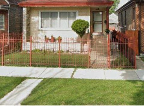 Photo of 7130 S Richmond Street, Chicago, IL 60629 (MLS # 12470936)