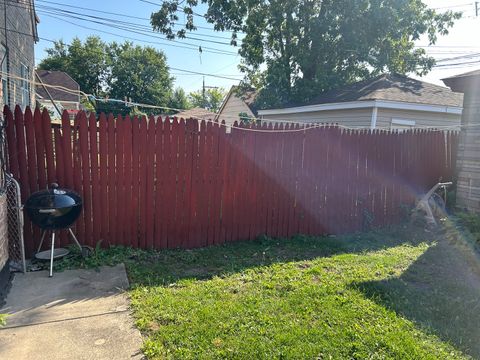 Tiny photo for 7130 S Richmond Street, Chicago, IL 60629 (MLS # 12470936)