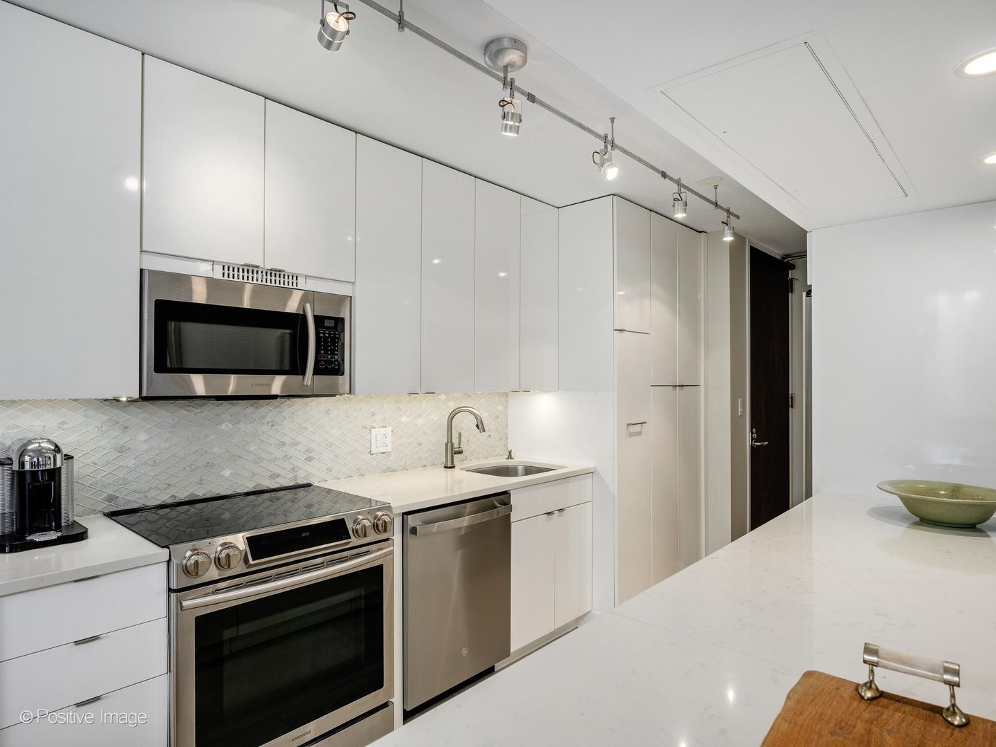 1310 N Ritchie Court 11C