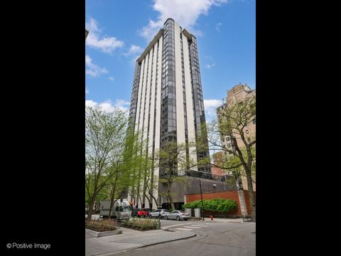 Photo of Chicago, IL 60610 (MLS # 12637095)