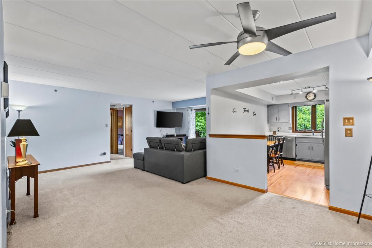10278 Southwest Highway 2C